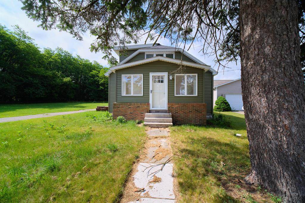 389 12th Street - Photo 1