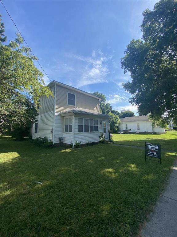 636 Oakhill Avenue - Photo 1