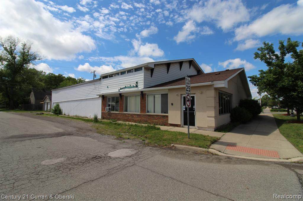 15505 Beech Daly Road - Photo 1