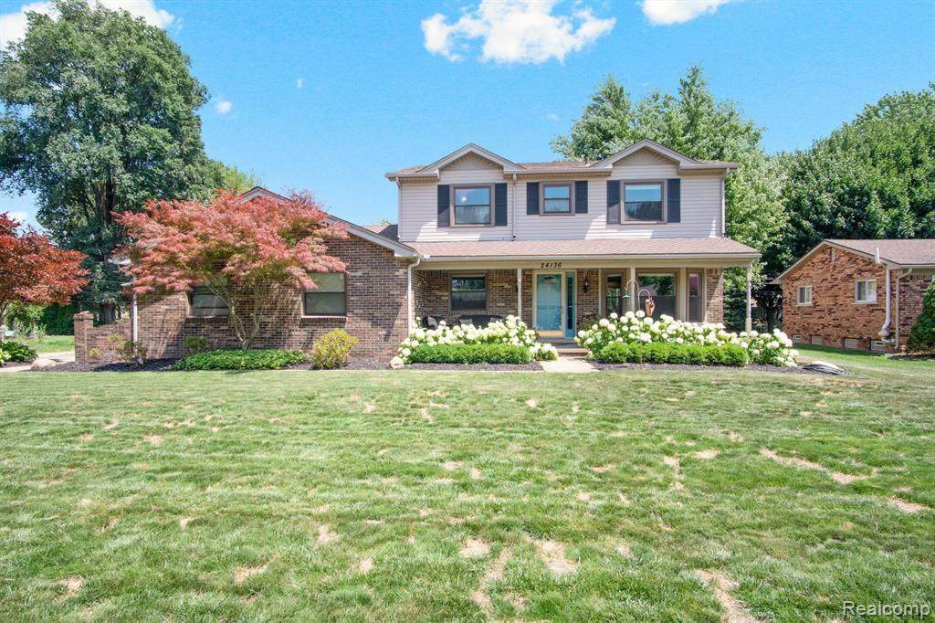 24136 Woodham - Photo 1