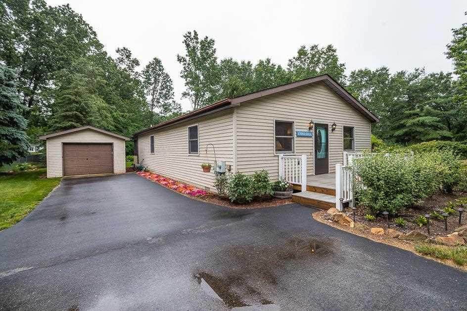 11265 Oakwood Drive - Photo 1