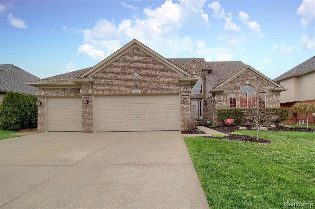 19019 Wicklow Drive - Photo 1