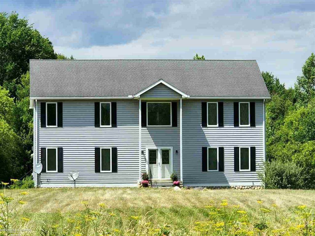 8090 Marquette - Photo 1