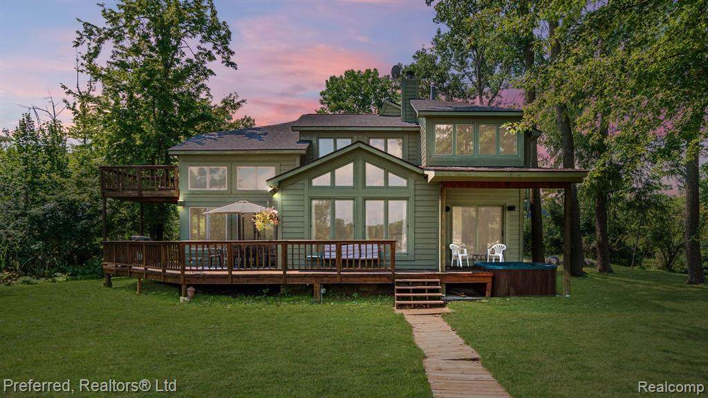 4998 Cheyenne Avenue - Photo 1
