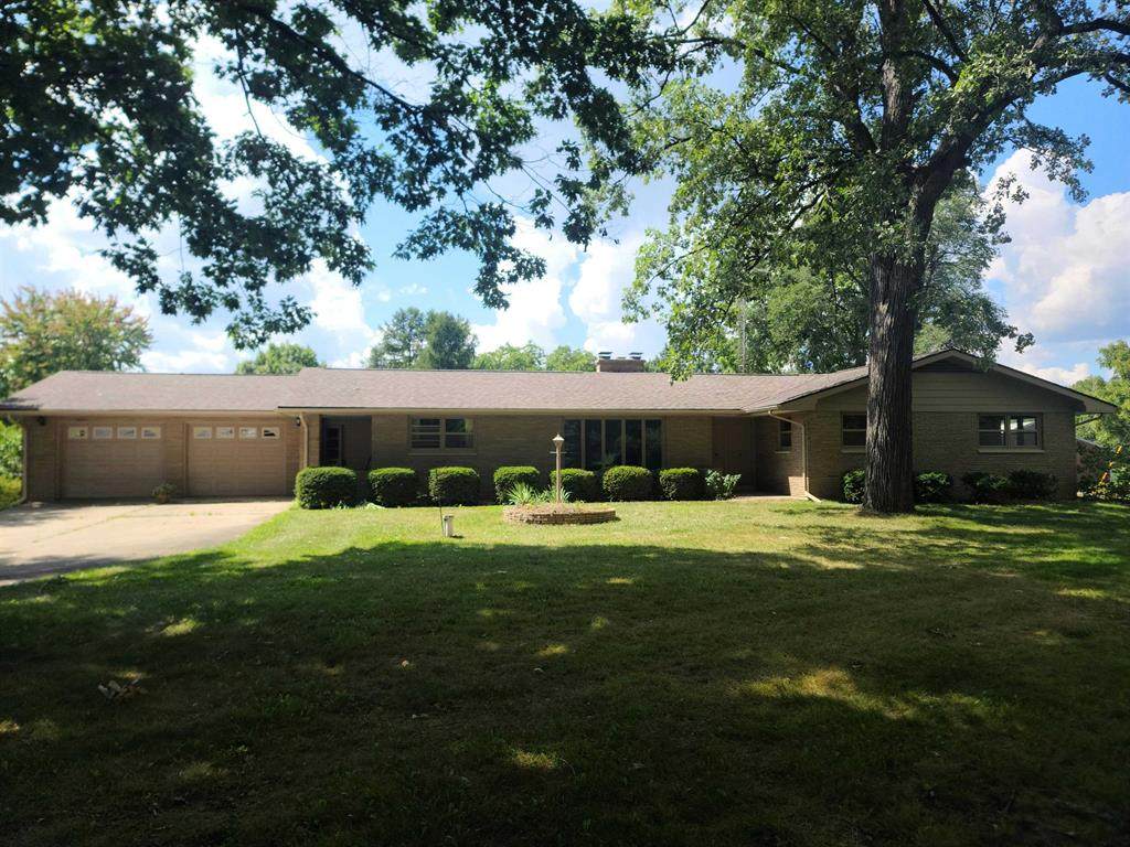 1571 Hickory - Photo 1