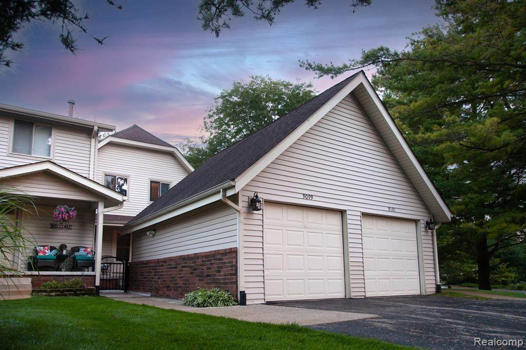 9099 Bavarian Way - Photo 1