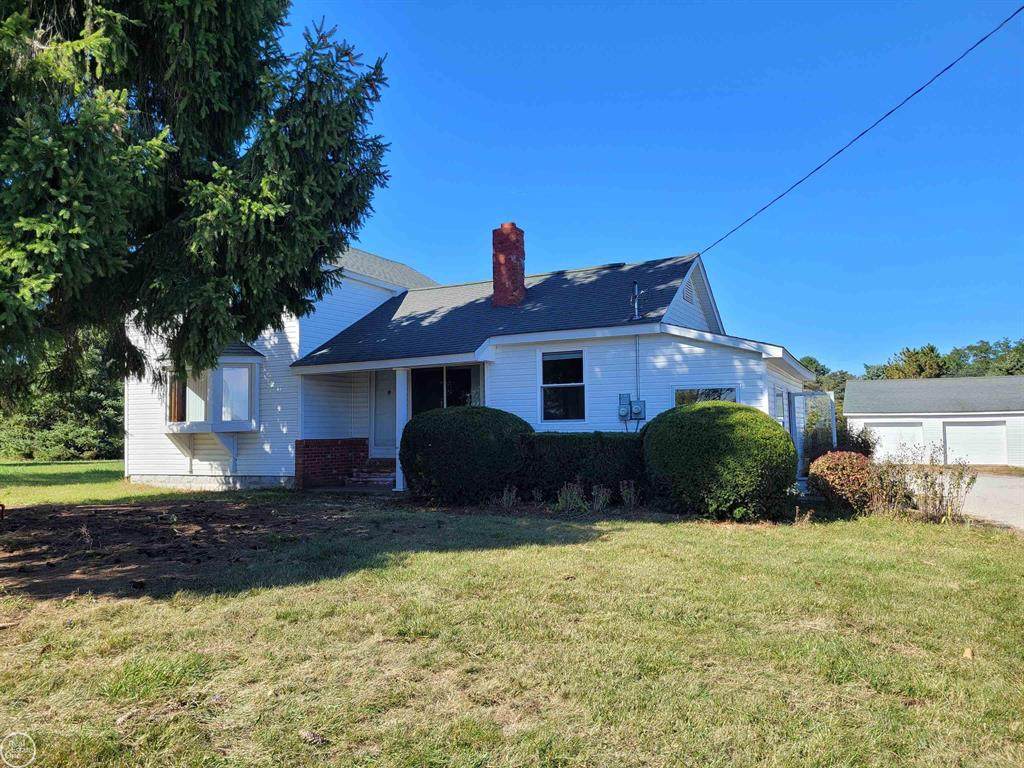 5546 Burtch Rd - Photo 1