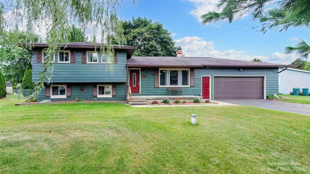 3679 Westgate Place - Photo 1