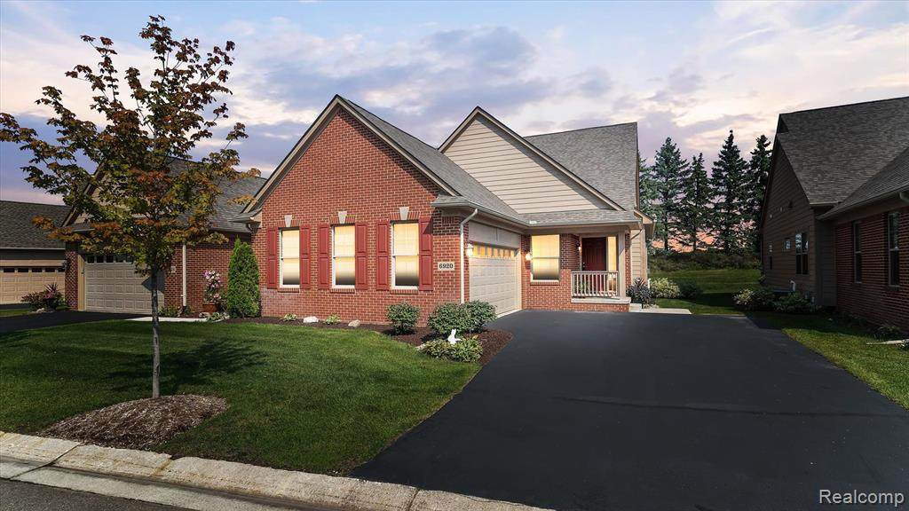 6920 Stonewood Place Drive - Photo 1