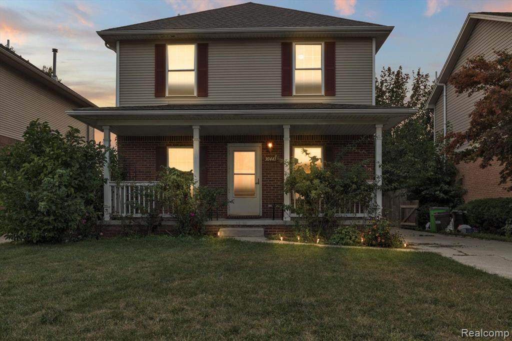 30441 Groveland Street - Photo 1