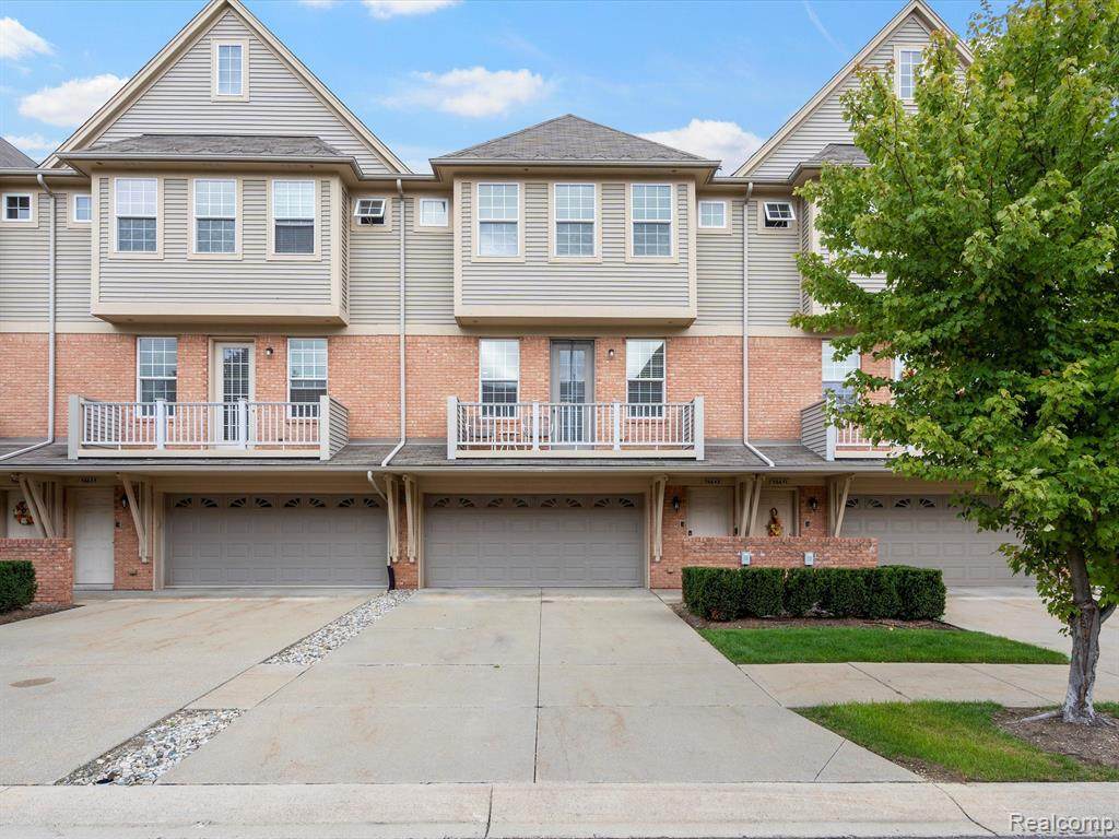 56643 Sunset Drive - Photo 1