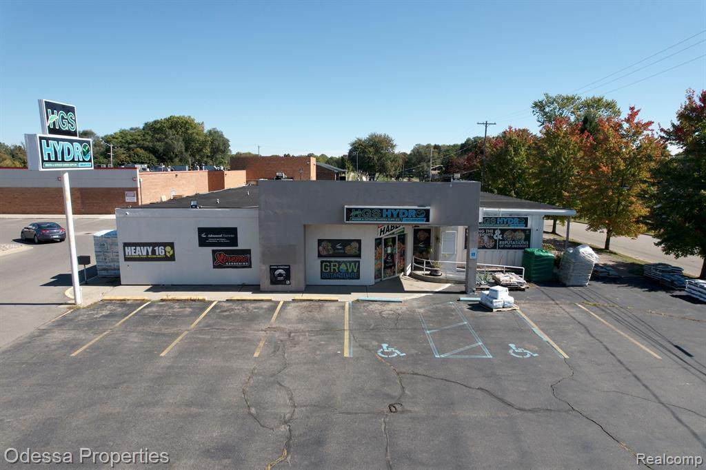 1402 Eaton Street - Photo 1