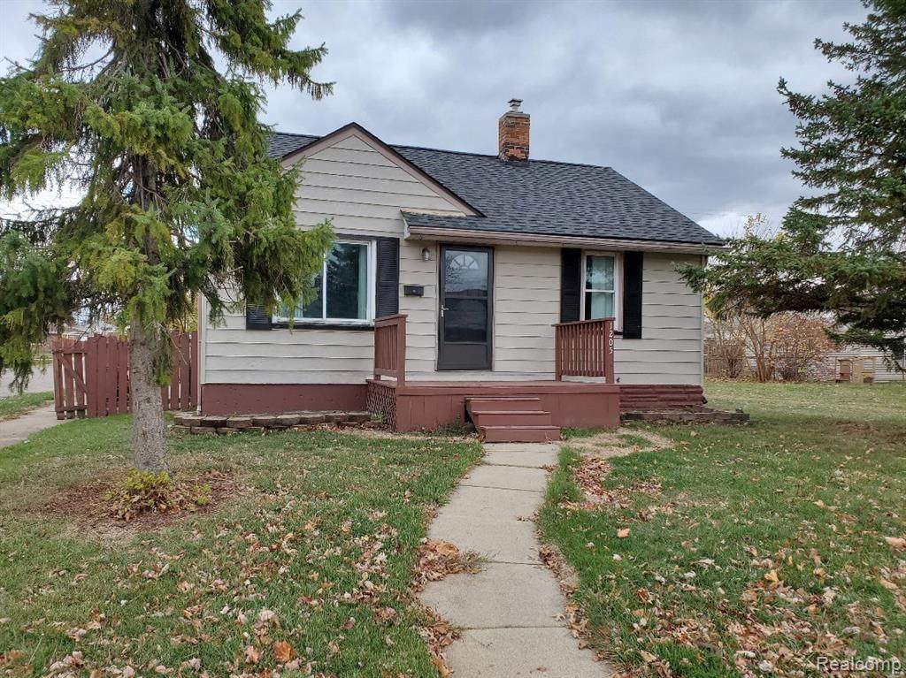 1205 8TH Street - Photo 1