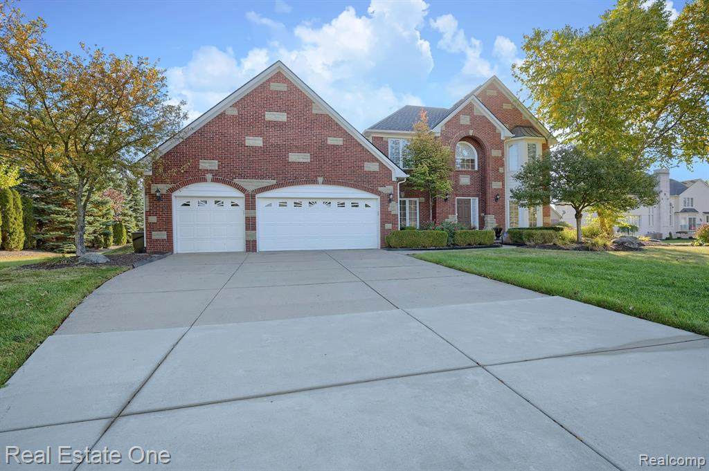 20521 Chestnut Circle - Photo 1