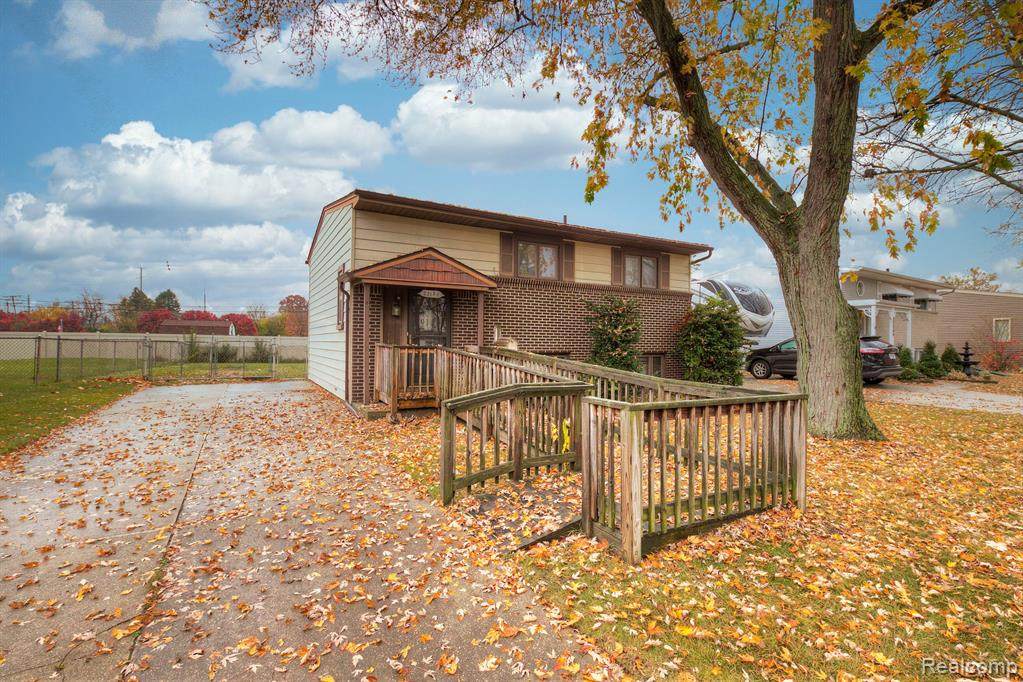 23153 Ditner Drive - Photo 1