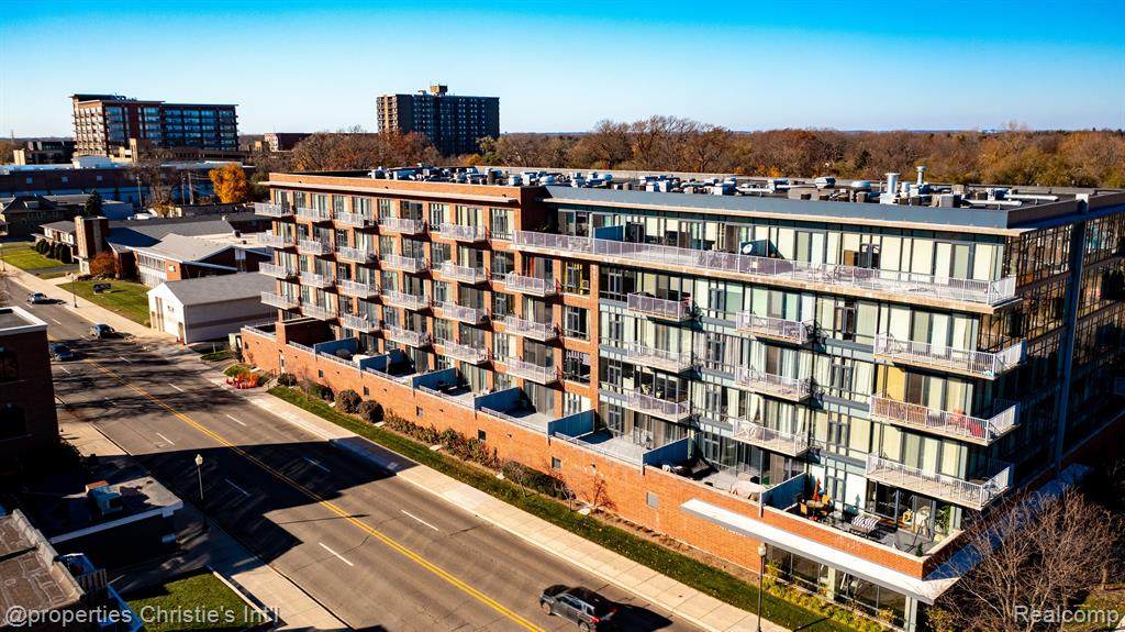 101 Curry Avenue - Photo 1
