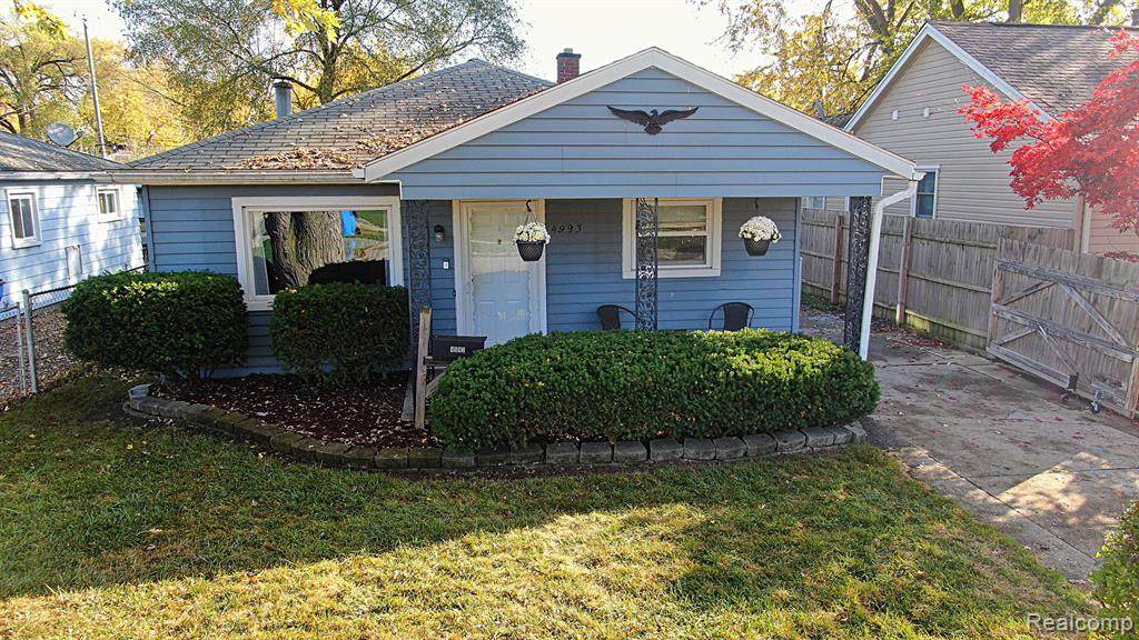 4993 Clippert Street - Photo 1