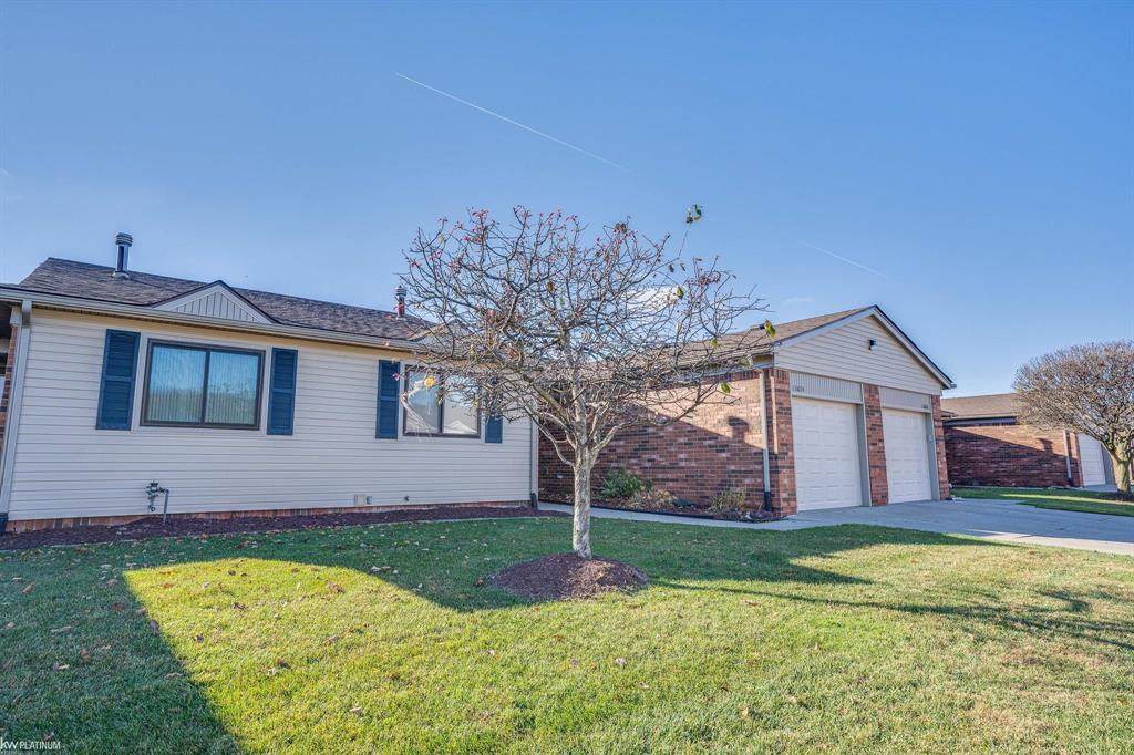 13674 Villa Pointe - Photo 1