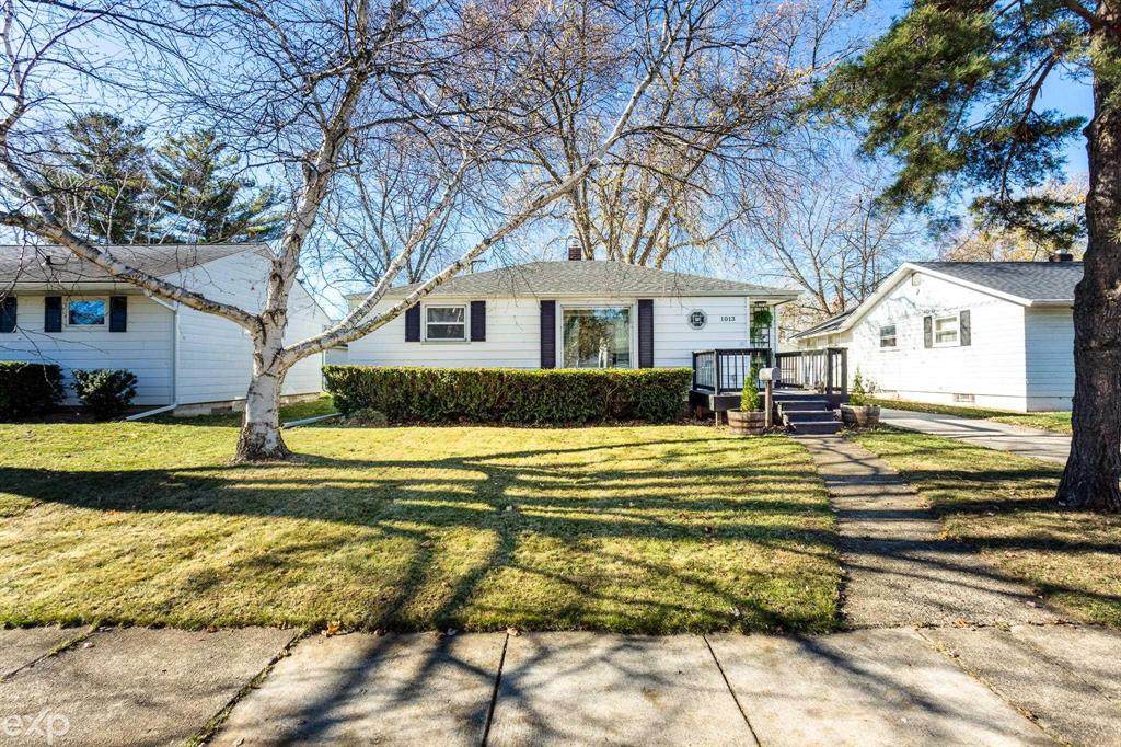 1013 16th St - Photo 1