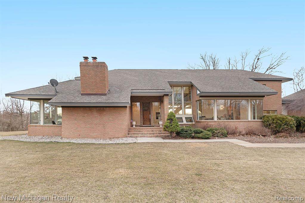 1331 Holly Road - Photo 1