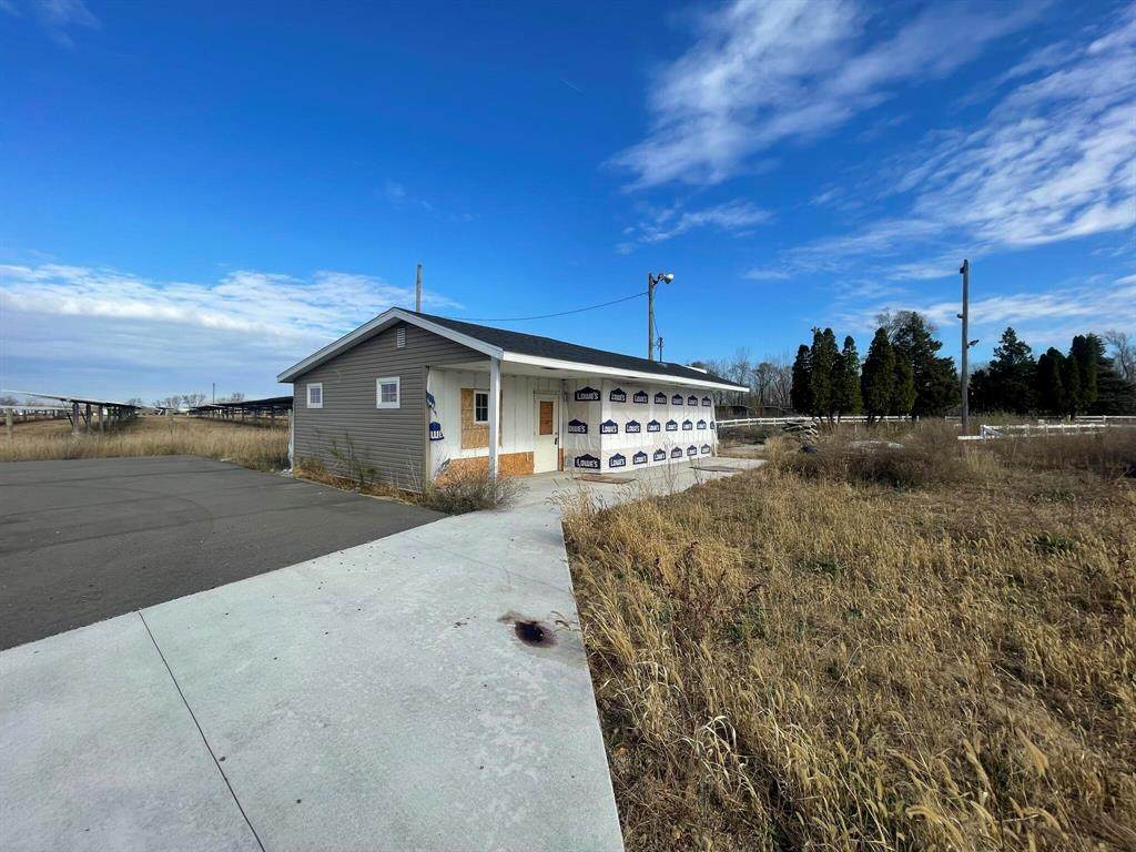 2770 Centerville Road - Photo 1