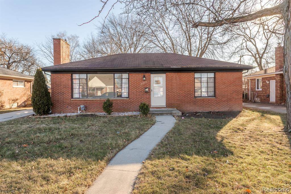 16788 Lincoln Avenue - Photo 1