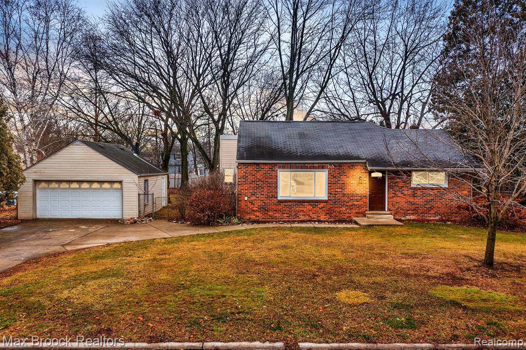 642 John Hix Street - Photo 1