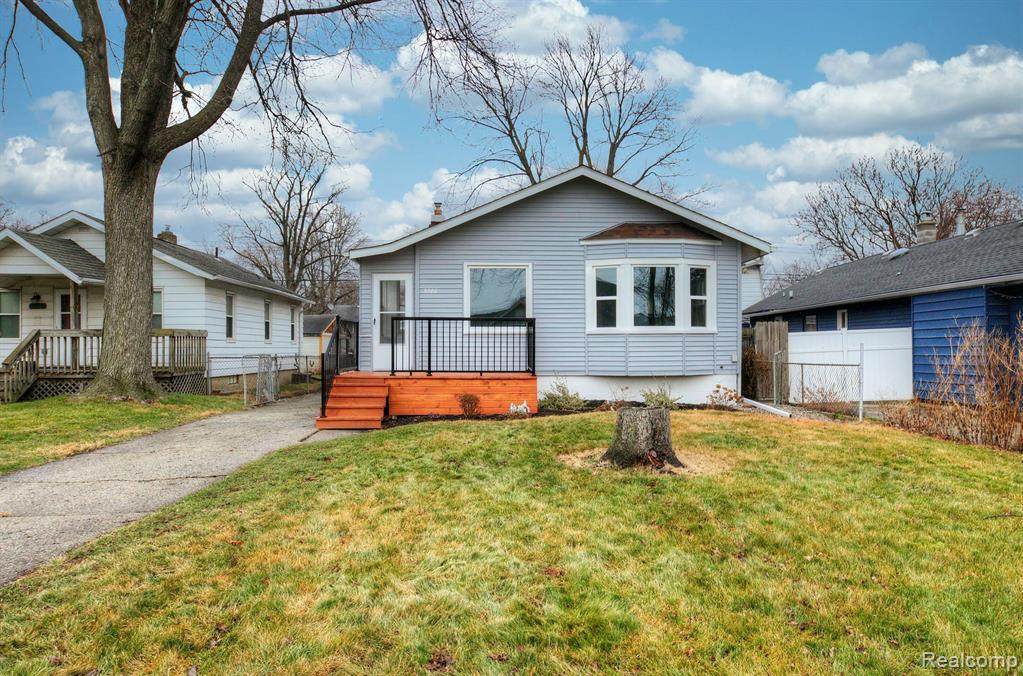 3280 Mcdowell Street - Photo 1
