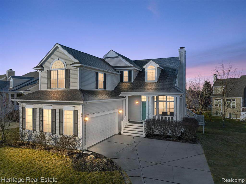99 Fountain Crescent - Photo 1