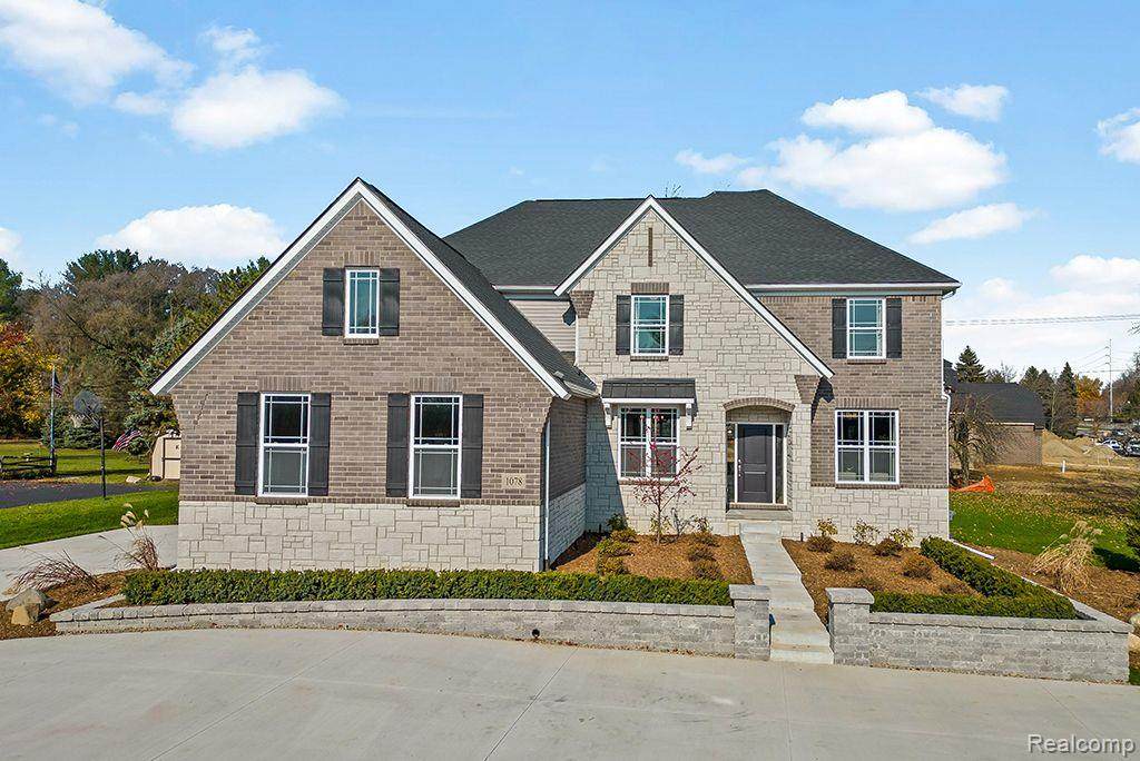 1078 W Avon Road - Photo 1