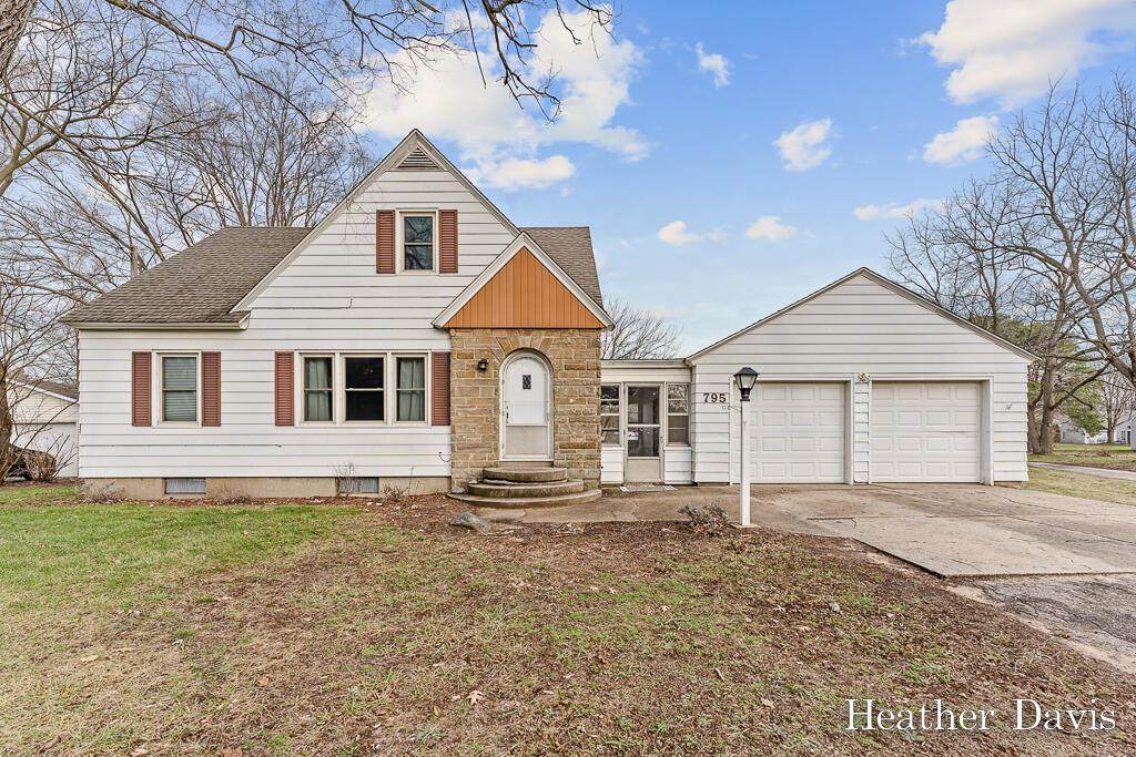 795 Butternut Drive - Photo 1