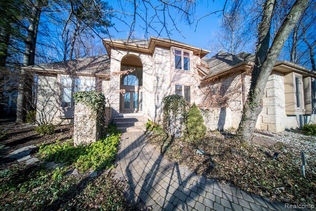 6000 Charles Drive - Photo 1