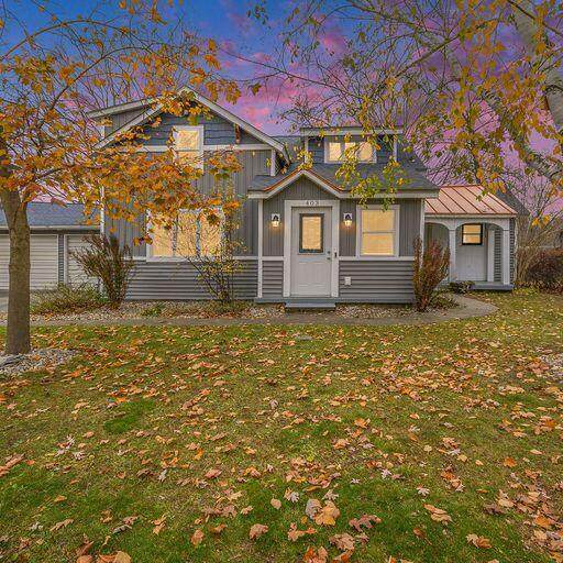 403 Walnut Street - Photo 1
