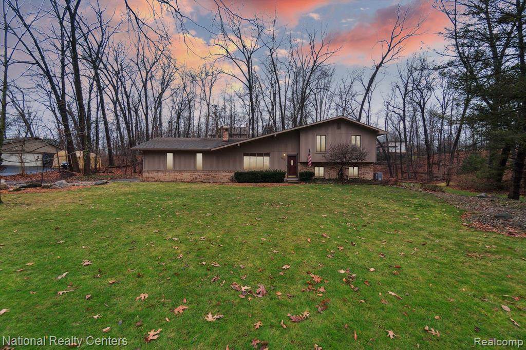 6277 Sundance Trail - Photo 1