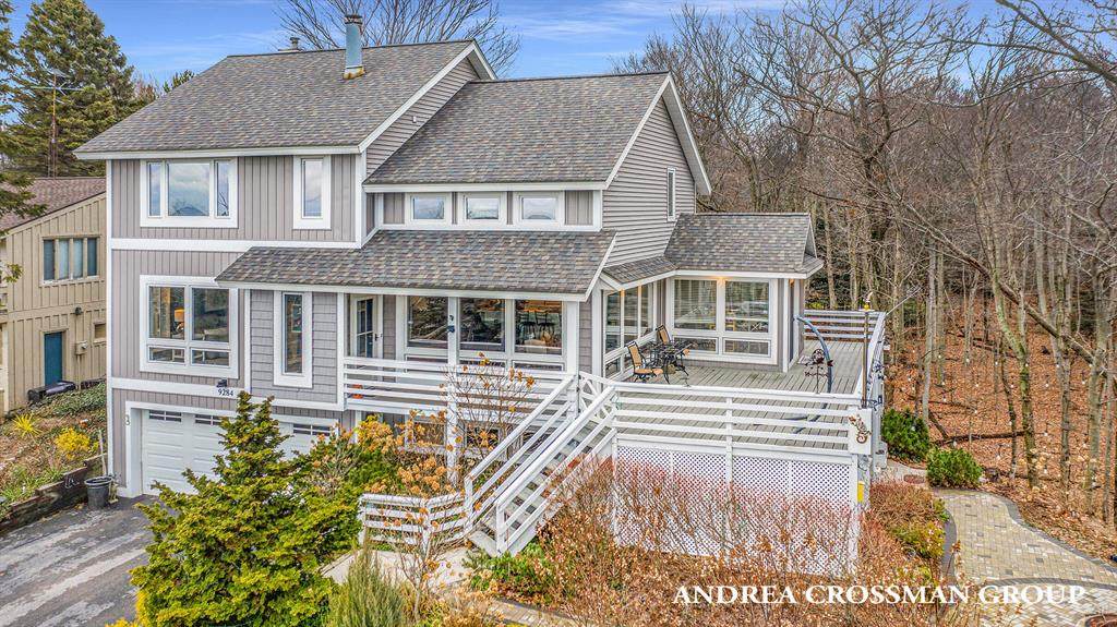 9284 Whispering Sands Drive - Photo 1