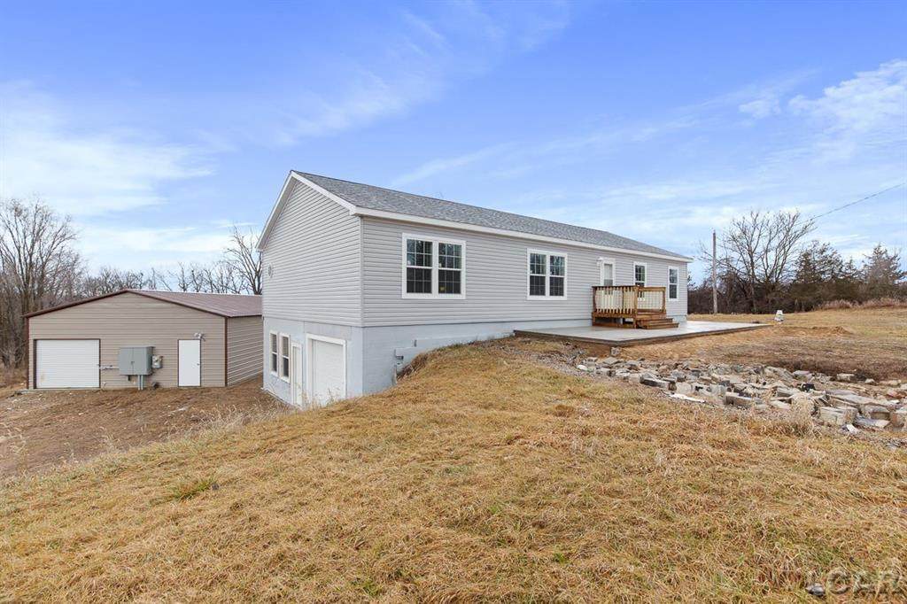 18275 Lewis - Photo 1