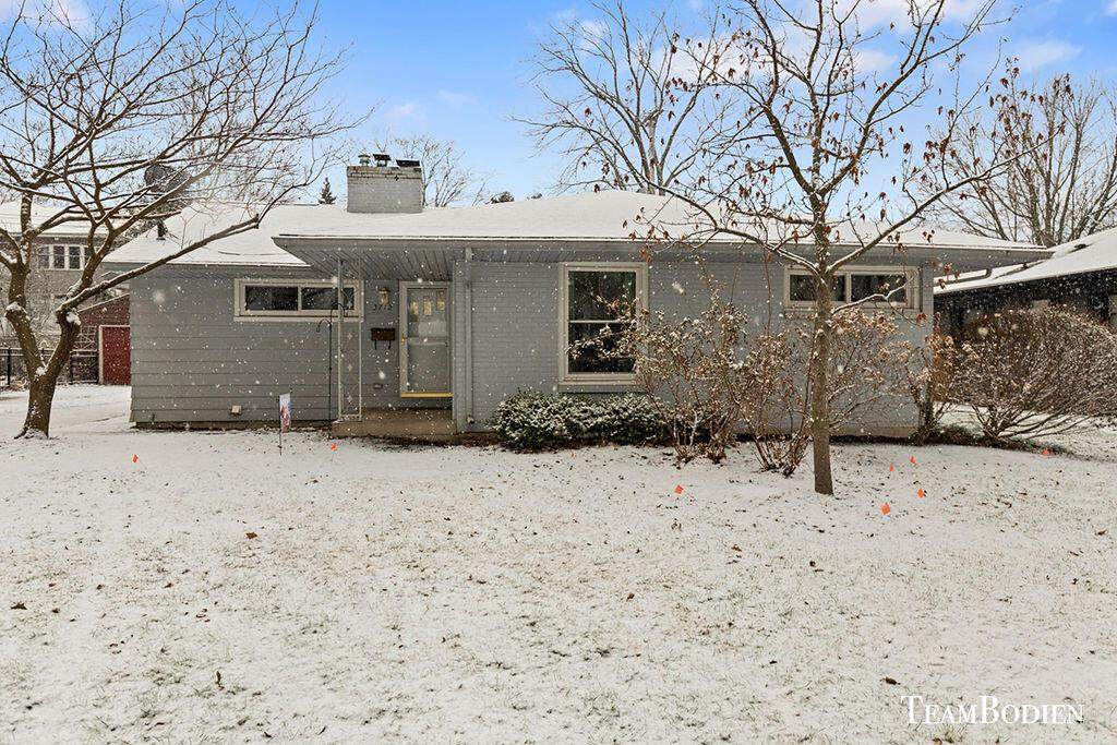 2712 Albert Drive - Photo 1