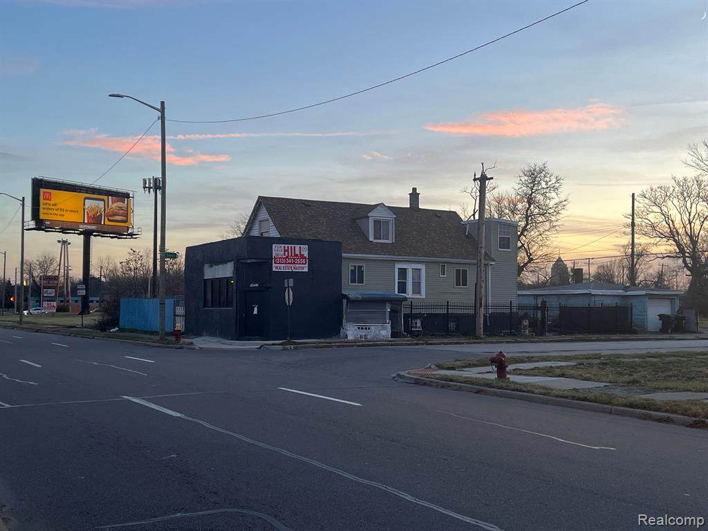 9071 Chrysler Drive - Photo 1