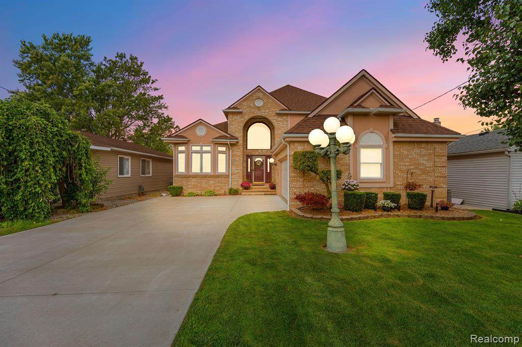45991 Edgewater Drive - Photo 1