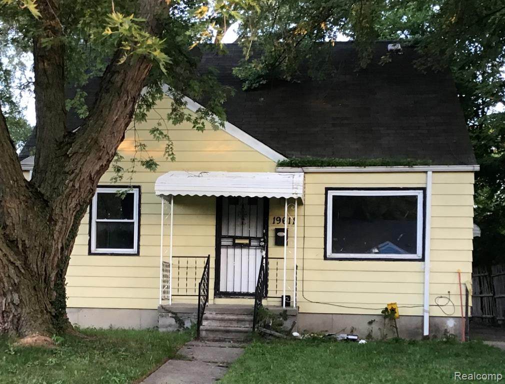 19611 Chicago Street - Photo 1