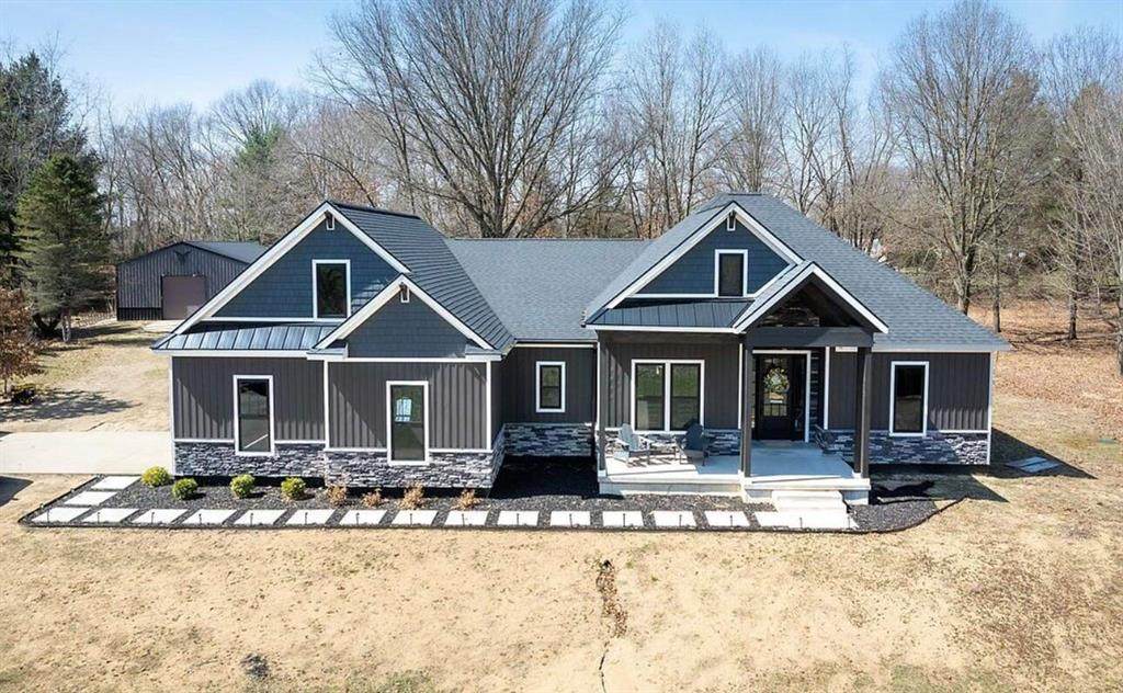8477 84th Street - Photo 1