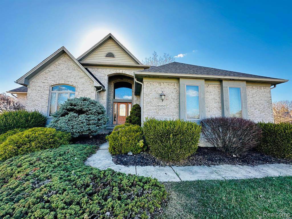 25152 Pleasant Creek Drive - Photo 1