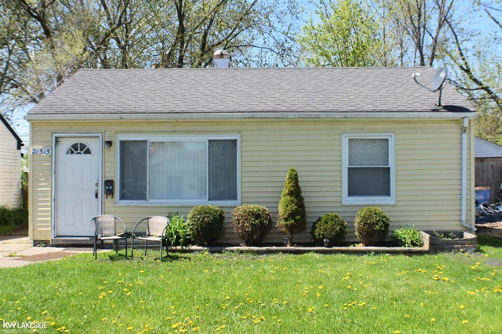 21515 Lasalle Boulevard - Photo 1
