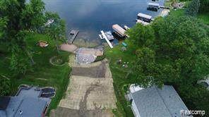 10418 King Road - Photo 1