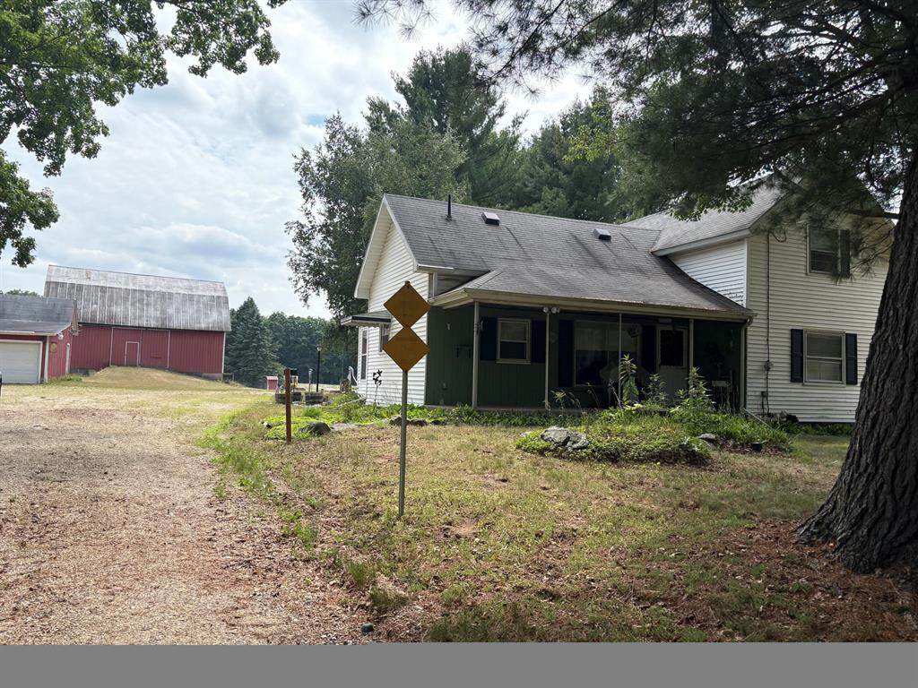 22347 5 Mile Road - Photo 1