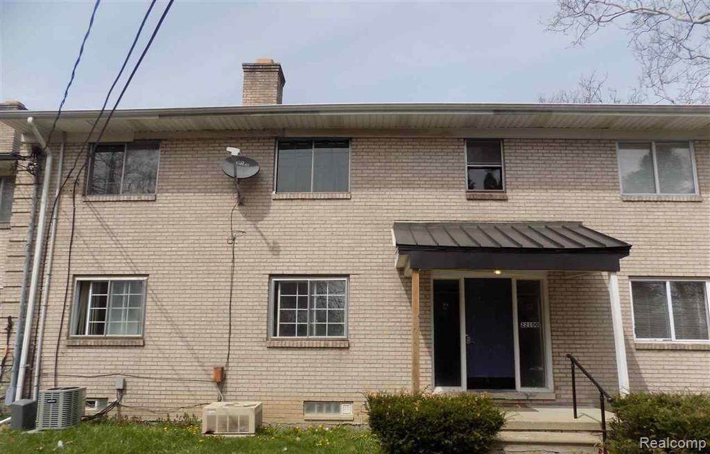 22100 Dante Street - Photo 1