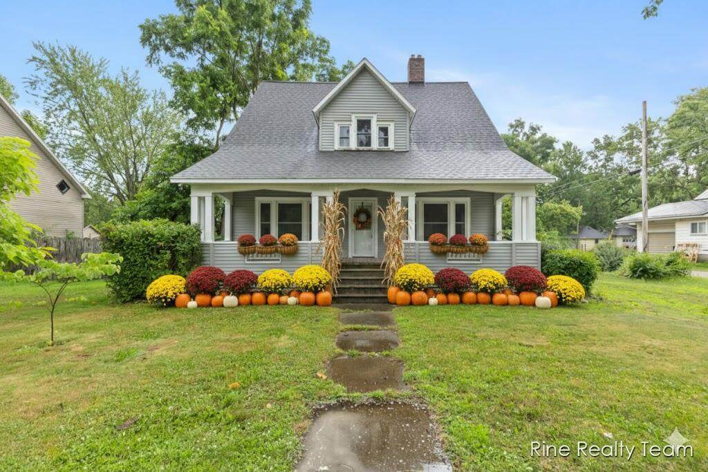 322 Eastman Street - Photo 1