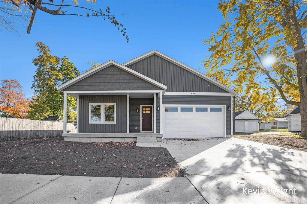 436 Charles Street - Photo 1