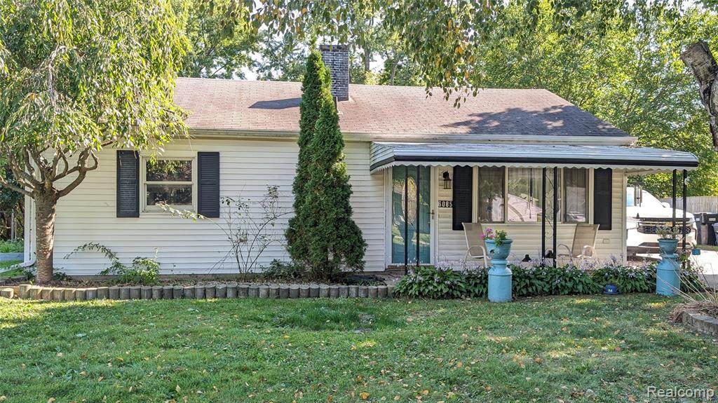 6085 Westdale Drive - Photo 1