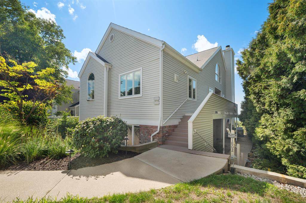 1802 Lakeshore Drive - Photo 1